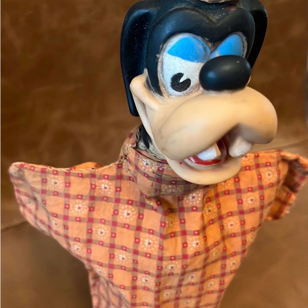 Vintage‎ 1940s Goofy hand Puppet with Plaid Shirt